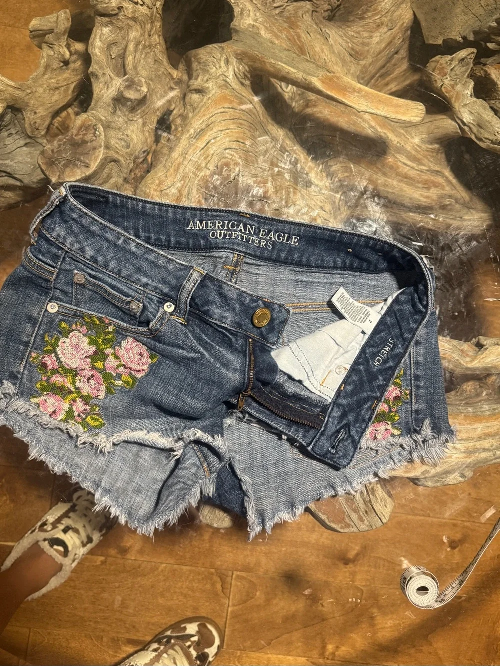 American Eagle Outfitters Floral Embroidery Shorts